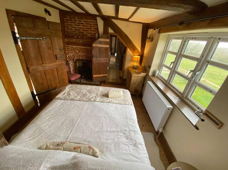 A Newly Renovated, Cosy Escape In The Beautiful Shepherd'S Cottage Dereham Екстер'єр фото