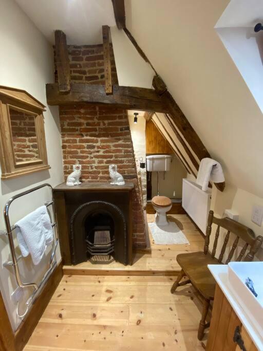 A Newly Renovated, Cosy Escape In The Beautiful Shepherd'S Cottage Dereham Екстер'єр фото
